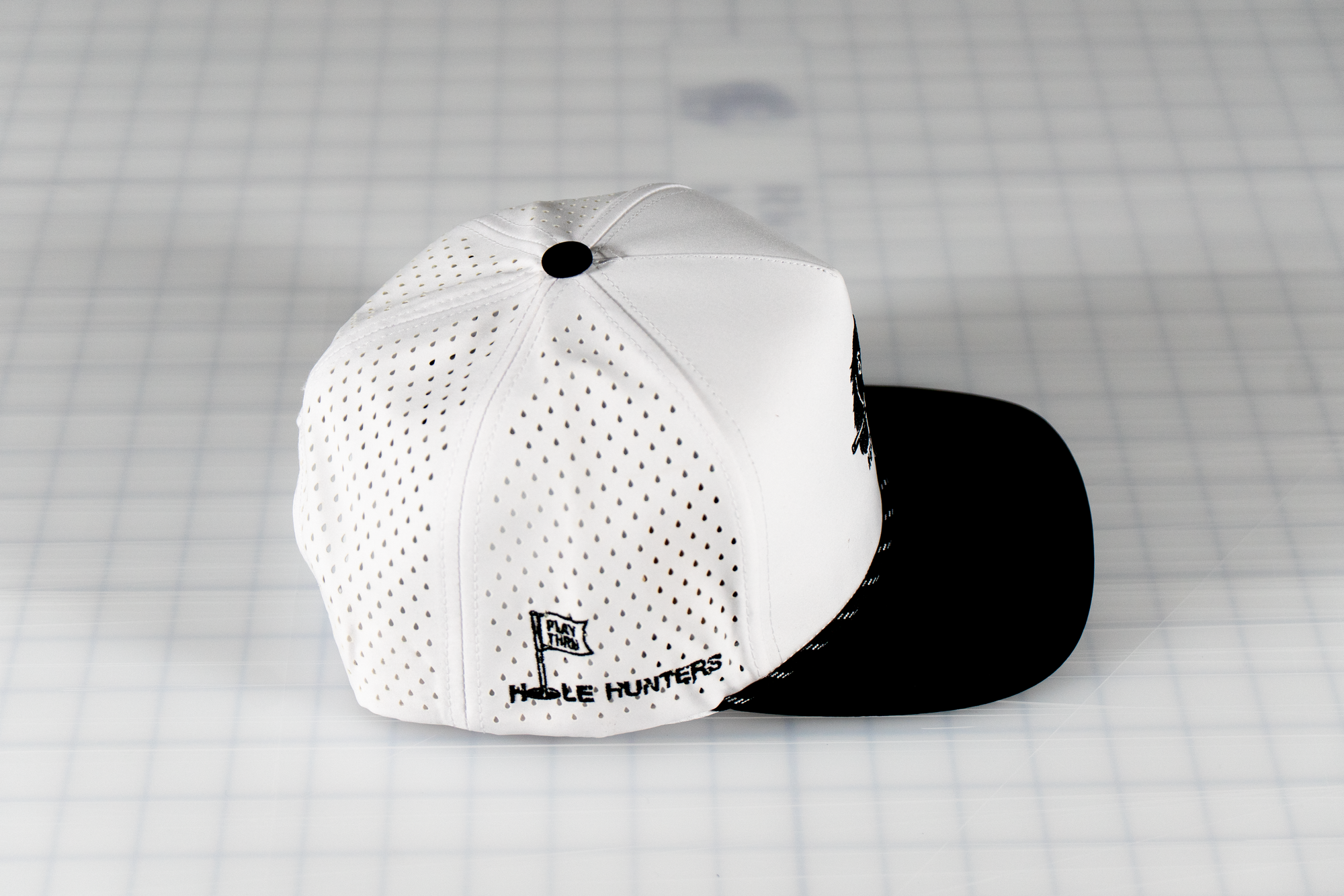 Hole Hunters performance golf cap